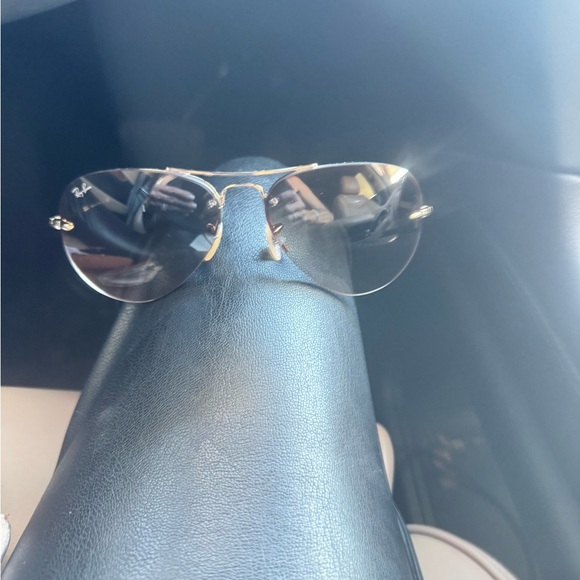 Like New - No Scratches - Rayban Aviators - ® RB3449 iconic Aviator™ - Picture 7 of 7